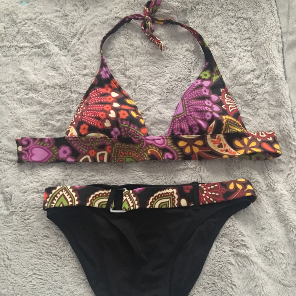 🌸 Victoria’s Secret Floral Bikini 👙